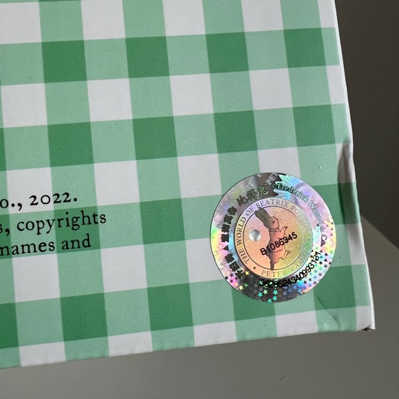 Peter Rabbit Pink 2-tier Bento Box - Picture 12 of 12